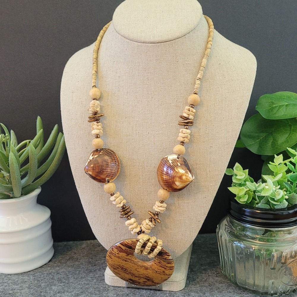Boho Shell Wood Grain Donut Pendant Necklace Coastal Statement 18in